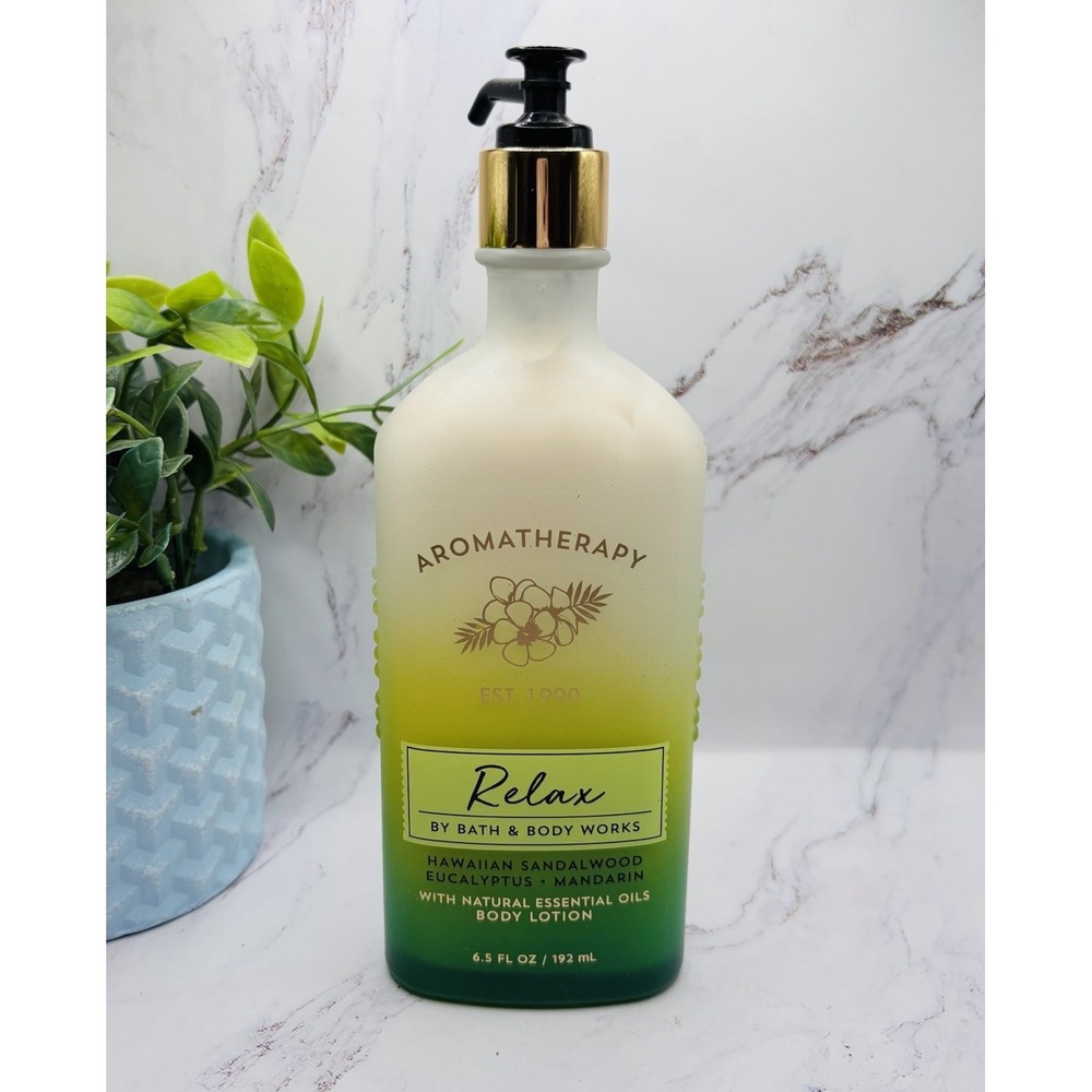 BATH BODY WORKS RELAX HAWAIIAN SANDALWOOD EUCALYPTUS MANDARIN 6.5oz LOTION